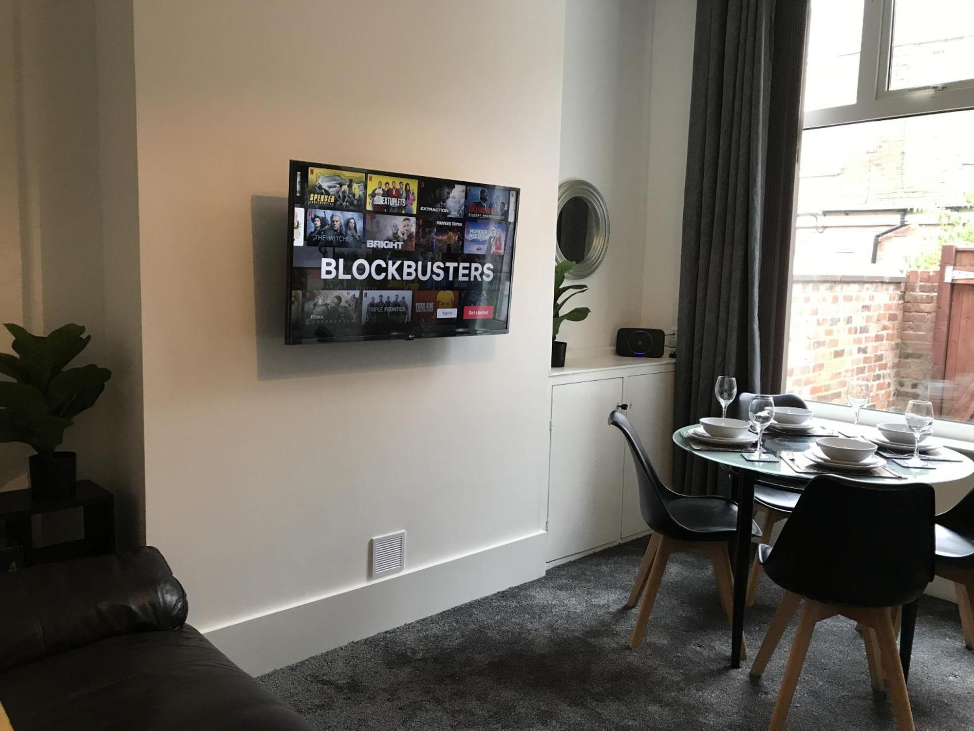Bright Spacious 3-bed With Office & Patio, Appartement Preston (Lancashire)